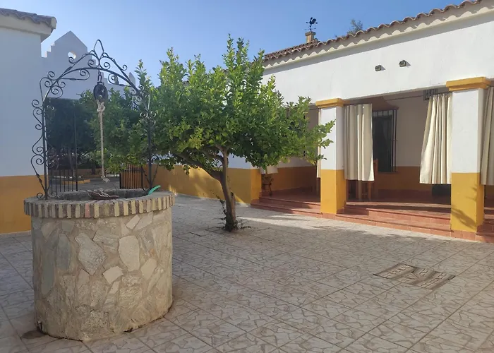 Cortijo El Morisco.