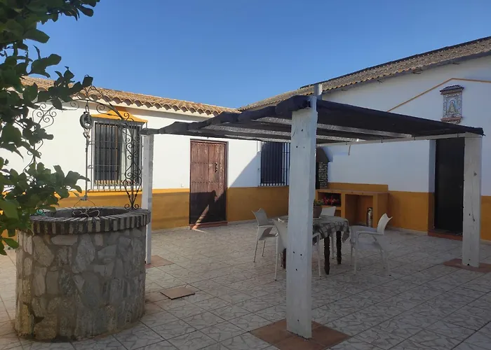 Cortijo El Morisco.